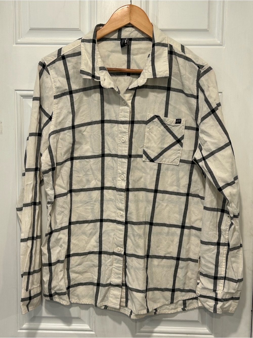 Fox Racing Women’s XL Plaid Flannel Button Down Shirt Cream Black Windowpane